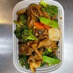 Best Hunan Beef
湖南牛 in Franklin, IN