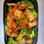 Best Roast Pork with Broccoli
芥兰叉烧 in Franklin, IN